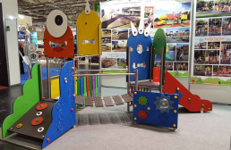 14 11 17 feria fsb colonia monsters1 uai