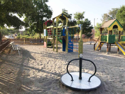 4 8 17 parque infantil barbera valles barcelona 03 uai