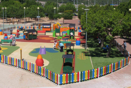 Valla parque infantil