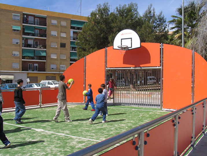 childrens playing in multisport court
